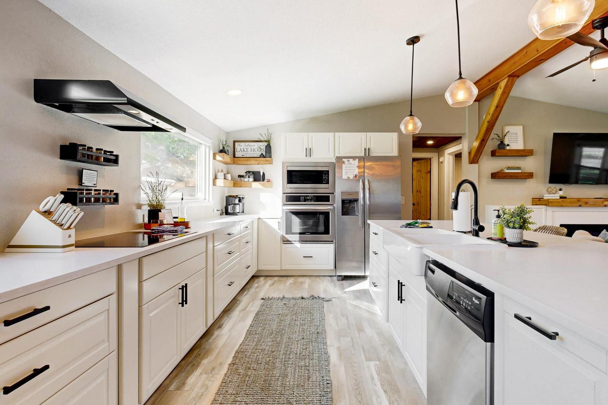 Lake Buchanan Living Burnet Exterior photo