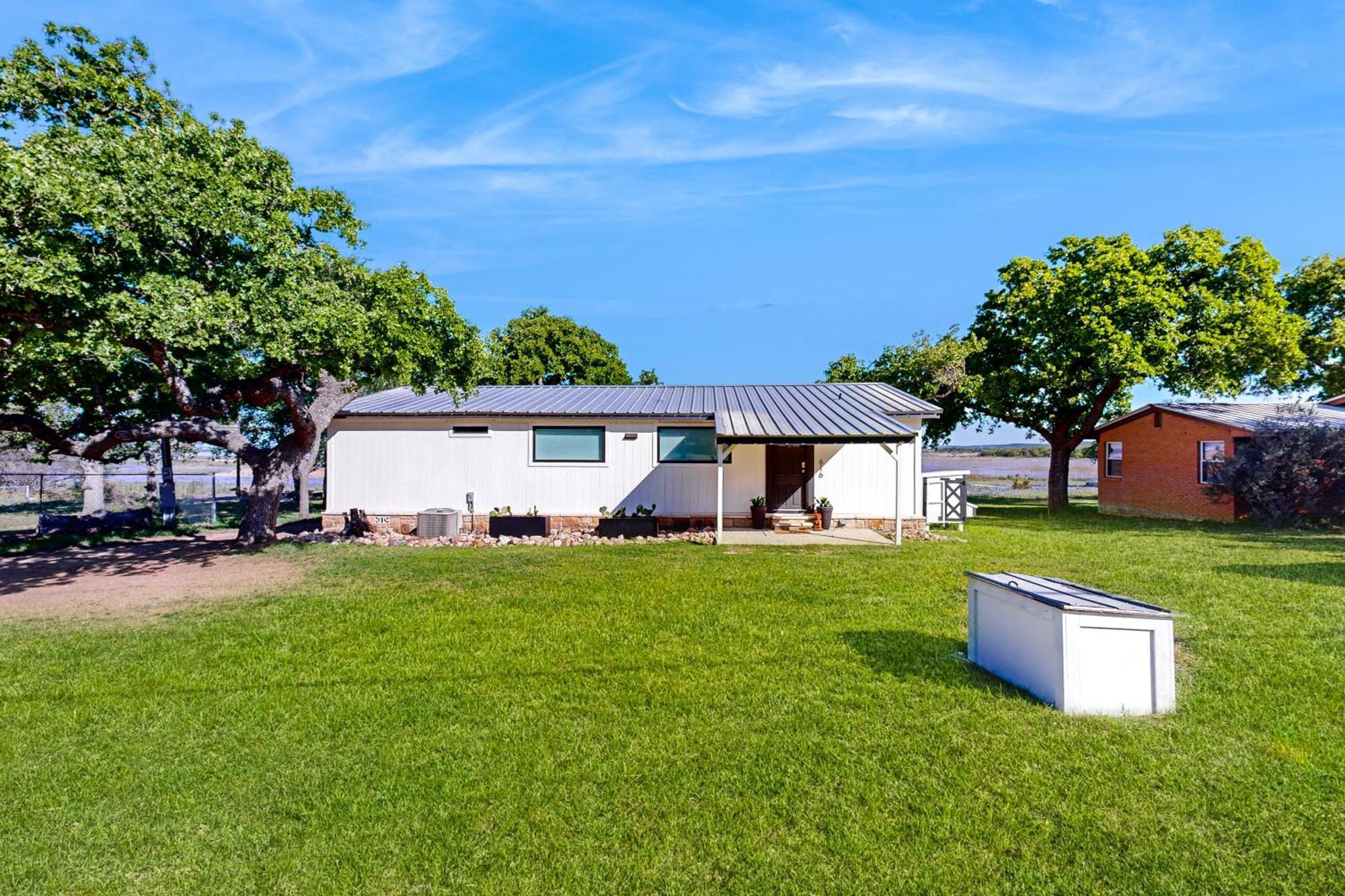 Lake Buchanan Living Burnet Exterior photo